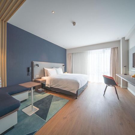 Holiday Inn Express Shanghai Huijin By Ihg Kültér fotó